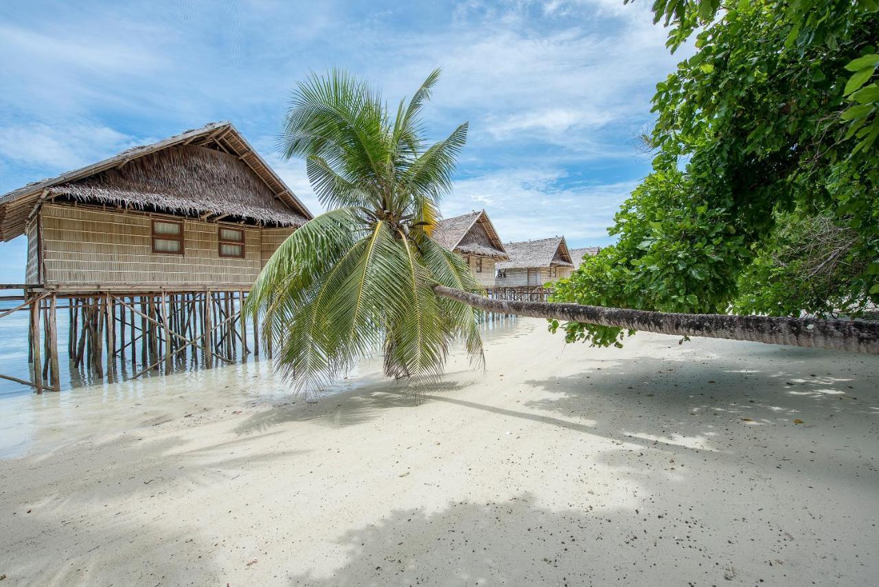 Papua Paradise Eco Resort Pulau Birie Eksteriør bilde